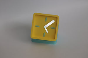 Table Clock Clob